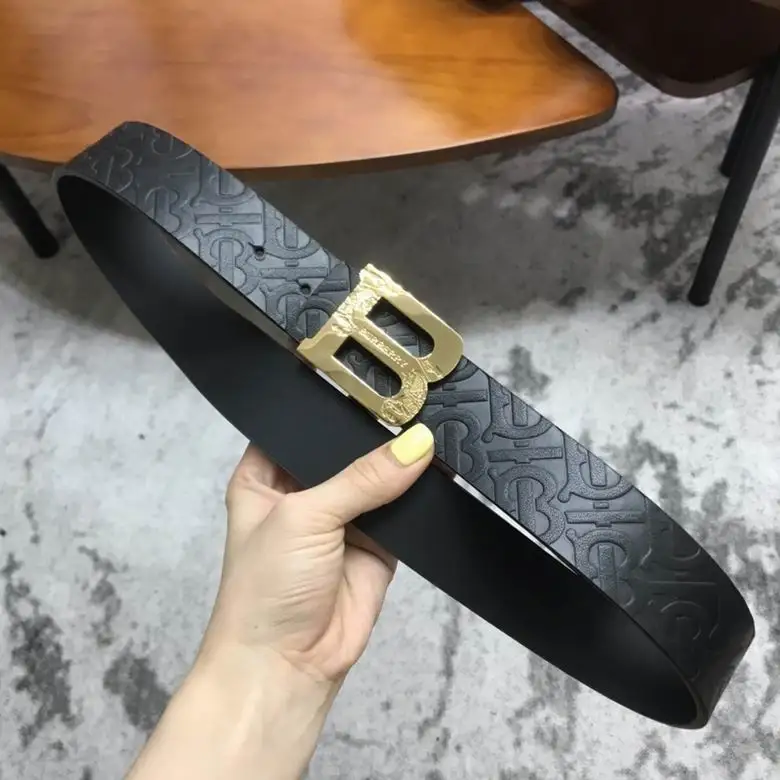 Burberry 38mmX95-125cm 7d (27)